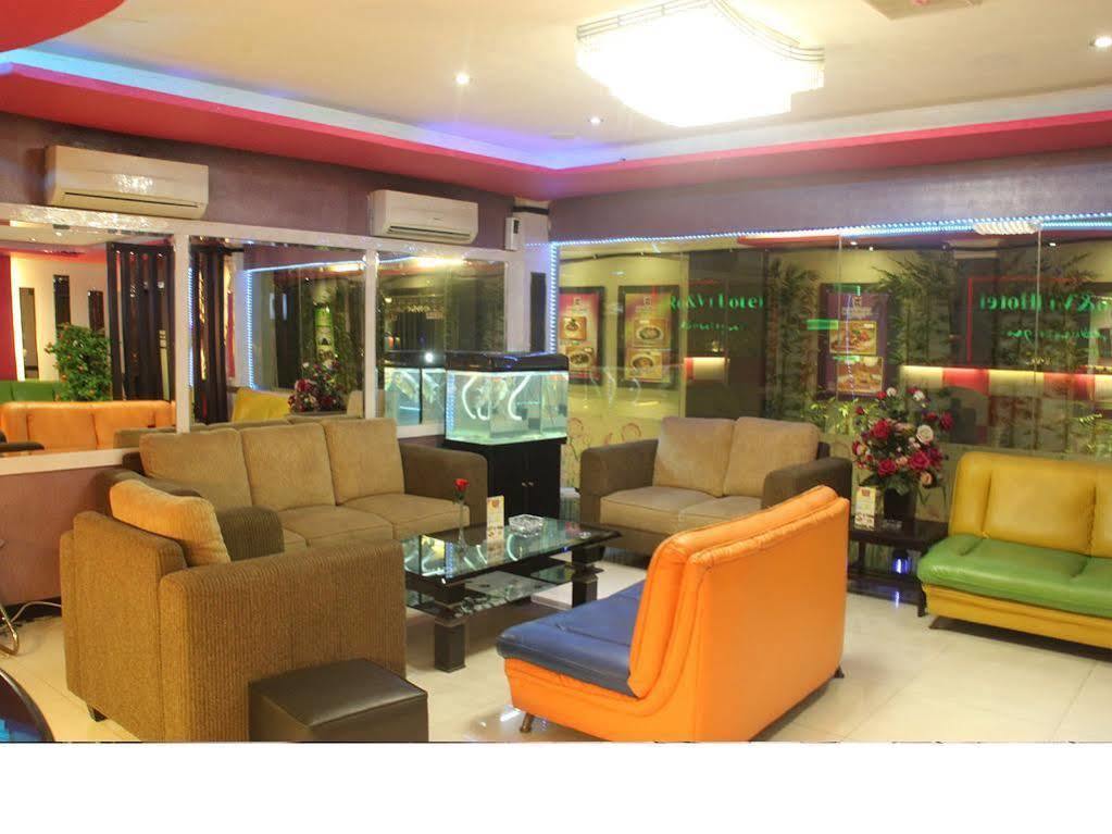 Hotel Rovi Boutique Yakarta Exterior foto
