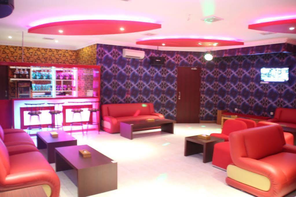 Hotel Rovi Boutique Yakarta Exterior foto
