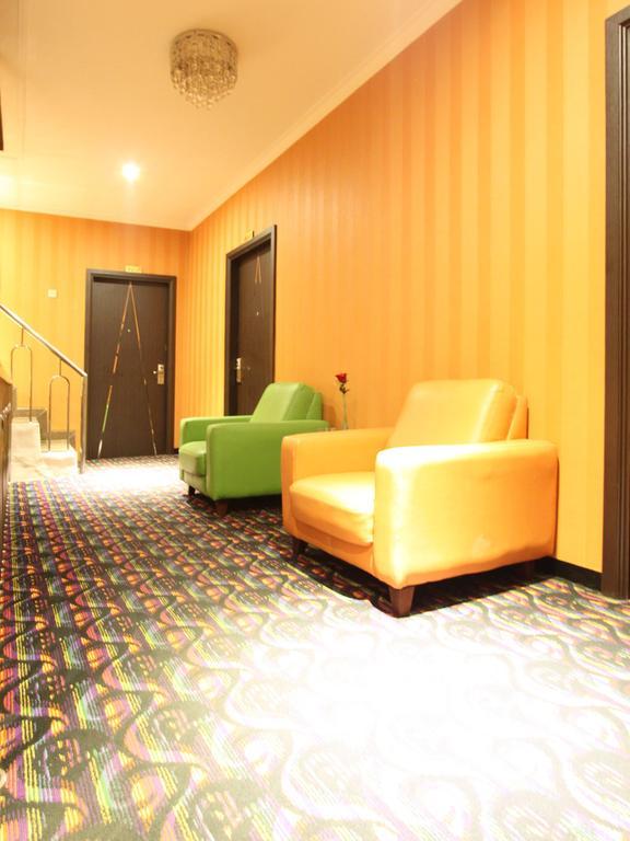 Hotel Rovi Boutique Yakarta Exterior foto